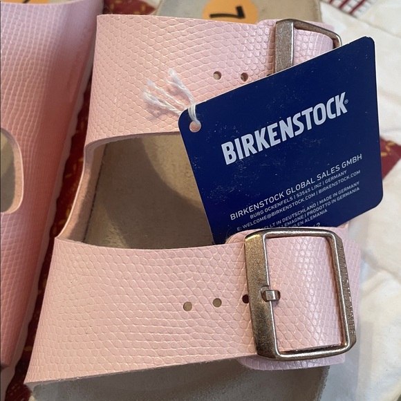 Birkenstock Women’s Light Pearlized Pink Slide Sandals in size 37 (7) - Picture 4 of 8